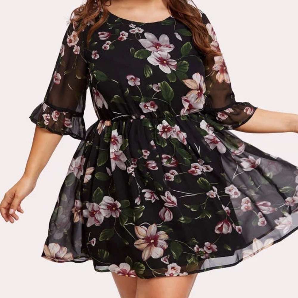 ChenZhou| Navy & Violet Floral Ruffled 3/4 Sleeve Swing Dress Sz M